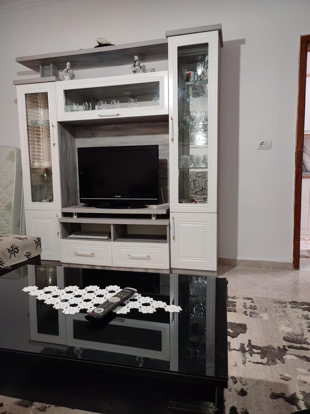 Guest House Eloid بيرات المظهر الخارجي الصورة